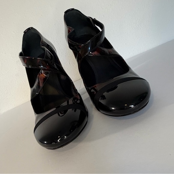 Tory Burch Amble Tortoise Patent Crisscross Pumps Size 9 - Picture 10 of 12